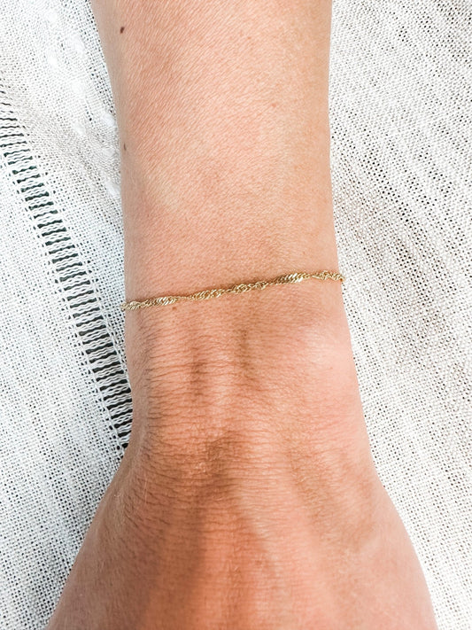 Dainty Chain Bracelet - Finleyrose